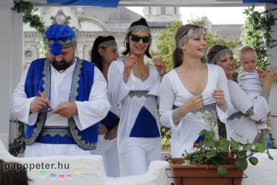 Győr, Slágerrádió, Voga, Vogavadászat, karaván, tánc, görög, kék, fehér