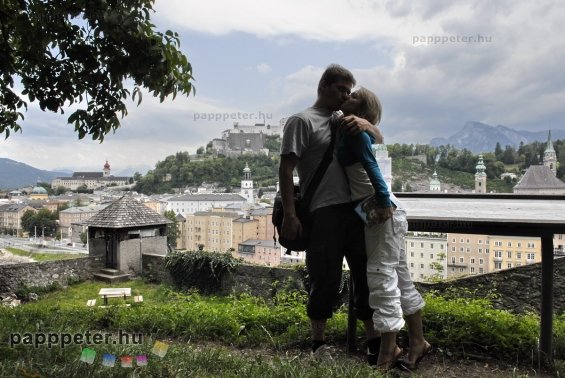 Salzburg, németország, kaland, vár, kirándulás, Peti, Enci, csók