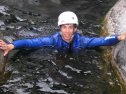 Boggera, canyoning, Svájc, ugrás, víz, bukósisak, úszás, élvezet