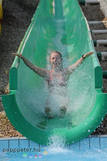 Balaton, nyaralás, élményfürdő, csúszda, Balatonfüred, Aquapark, Agóra